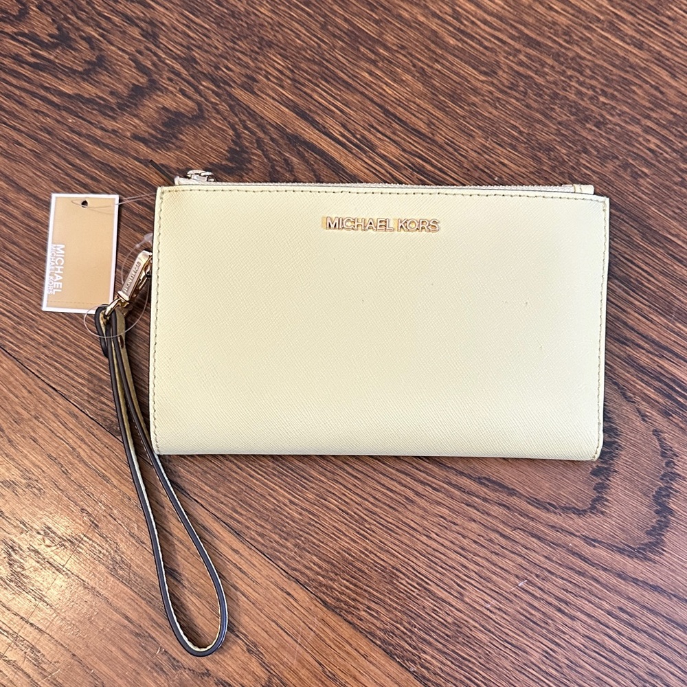 NWT Michael Kors Light Yellow Wristlet